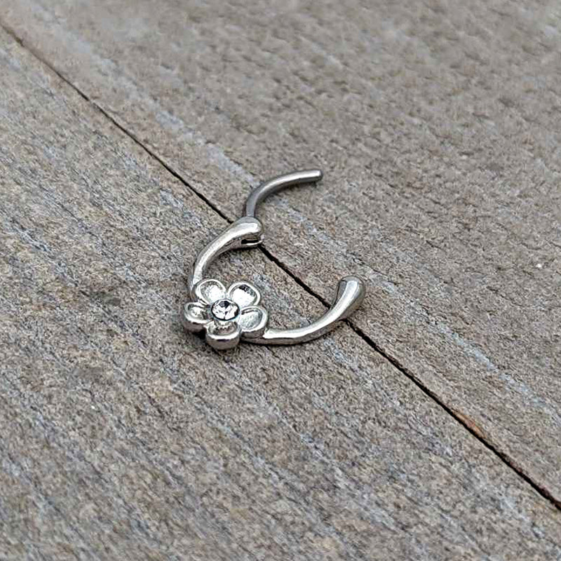 16G 5/16 Clear Gem Sweetheart Flower Cartilage Clicker